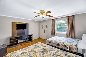 Motel 6 Front Royal, VA