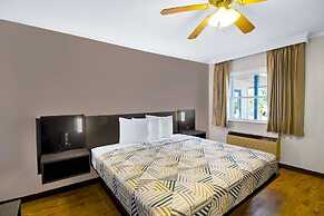 Motel 6 Front Royal, VA