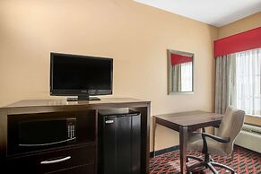 La Quinta Inn & Suites by Wyndham Conway