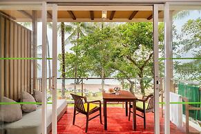 The Briza Beach Resort Khaolak