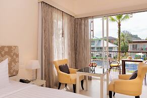 The Briza Beach Resort Khaolak