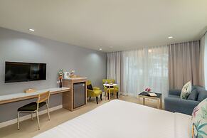 The Briza Beach Resort Khaolak