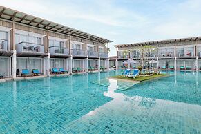 The Briza Beach Resort Khaolak