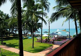 The Briza Beach Resort Khaolak
