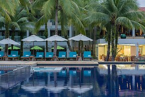 The Briza Beach Resort Khaolak