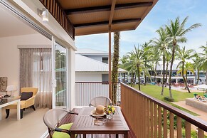 The Briza Beach Resort Khaolak