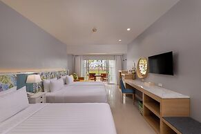 The Briza Beach Resort Khaolak