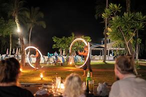 The Briza Beach Resort Khaolak