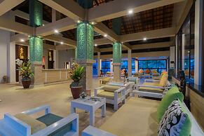 The Briza Beach Resort Khaolak