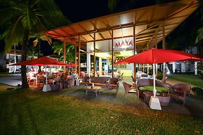 The Briza Beach Resort Khaolak