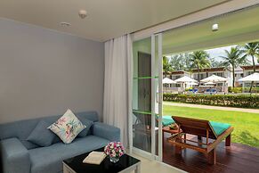 The Briza Beach Resort Khaolak