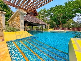 Pai Hotsprings Spa Resort