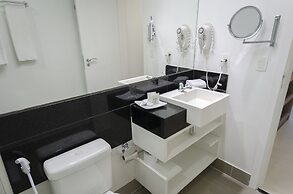 Hotel Adrianópolis All Suites