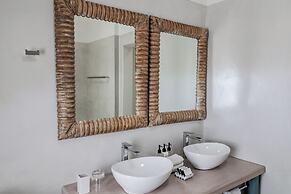 Lavender Manor Guest Lodge