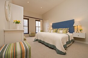 Lavender Manor Guest Lodge