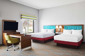 Hampton Inn & Suites Ridgecrest