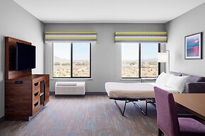 Hampton Inn & Suites Ridgecrest