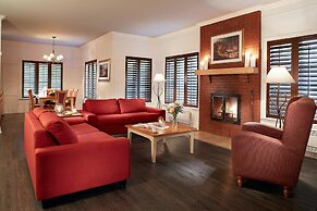 Auberge du Lac-à-l'Eau-Claire