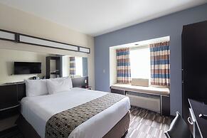 Microtel Inn & Suites by Wyndham Waynesburg