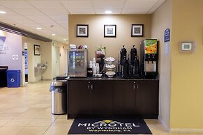 Microtel Inn & Suites by Wyndham Waynesburg