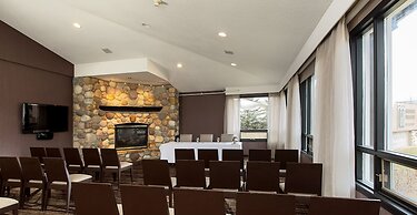 Grande Rockies Resort - Bellstar Hotels & Resorts