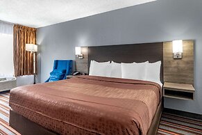 Quality Inn & Suites Sulphur Springs