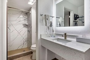 Quality Inn & Suites Sulphur Springs