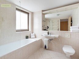 FLOWER´s by Limehome