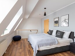 FLOWER´s by Limehome