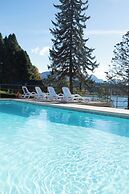 Charming Residences & Suites with Private Spa