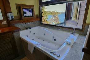 Charming Luxury Lodge & Private Spa