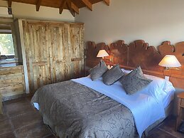 Charming Luxury Lodge & Private Spa