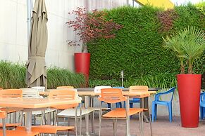 Brit Hotel Essentiel Reims Taissy