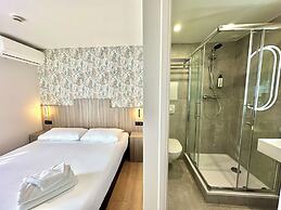 Brit Hotel Essentiel Reims Taissy