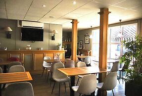 Brit Hotel Essentiel Reims Taissy