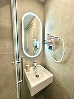 Brit Hotel Essentiel Reims Taissy