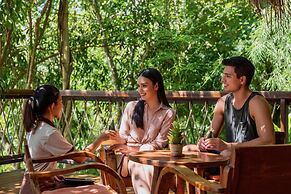 Hintok River Camp at Hellfire Pass