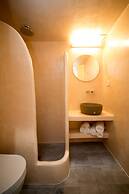 Markakis Studios Fira