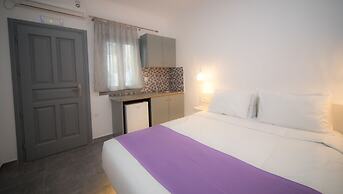 Markakis Studios Fira