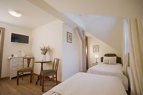 Karlamuiza Country Hotel