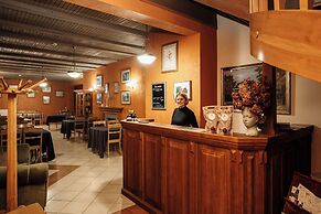 Karlamuiza Country Hotel