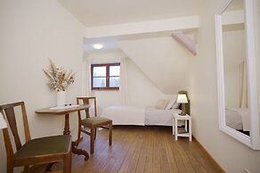 Karlamuiza Country Hotel