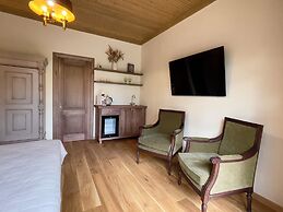 Karlamuiza Country Hotel