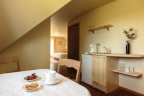 Karlamuiza Country Hotel