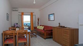 Athena Apartments & Studios