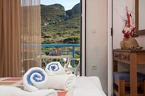 Athena Apartments & Studios