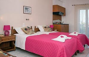 Athena Apartments & Studios