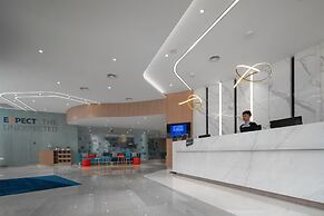 Holiday Inn Express Shanghai Jinqiao Central by IHG