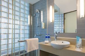 Holiday Inn Express Shanghai Jinqiao Central by IHG