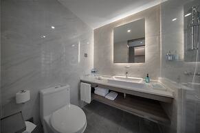 Holiday Inn Express Shanghai Jinqiao Central by IHG